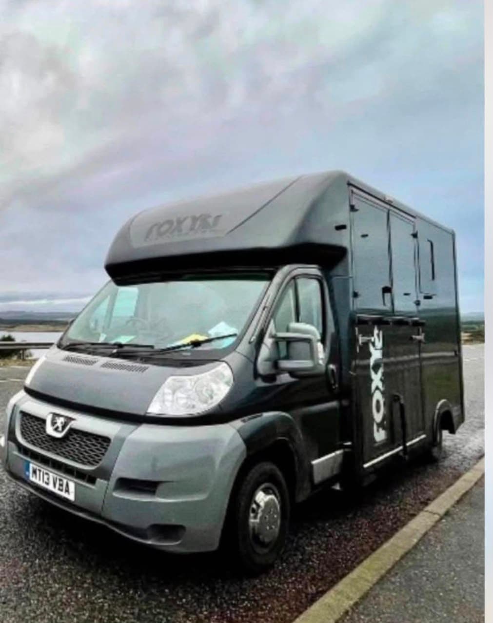 Foxy — 3.5 tonne self-drive horsebox, front view